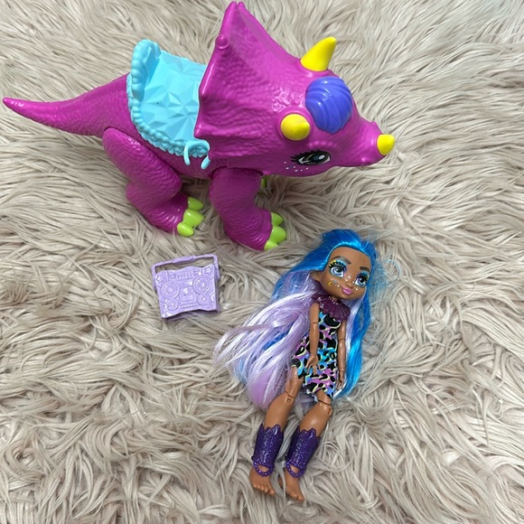 Cave Club Doll & Dino - Picture 1 of 1